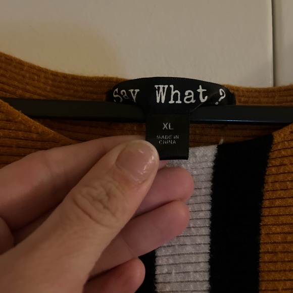 Sweater top - Picture 2 of 7